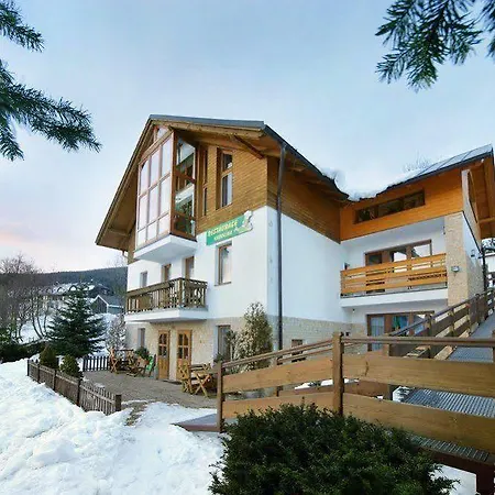 Karolína Casa de hóspedes 3*